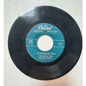 1954 Capital Records 45 RPM Ray Anthony & His Orchestra “Arthur Murray Swing”